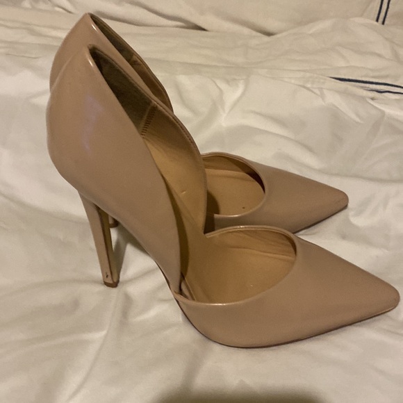Just fab beige pointy toed shoes - Picture 2 of 3